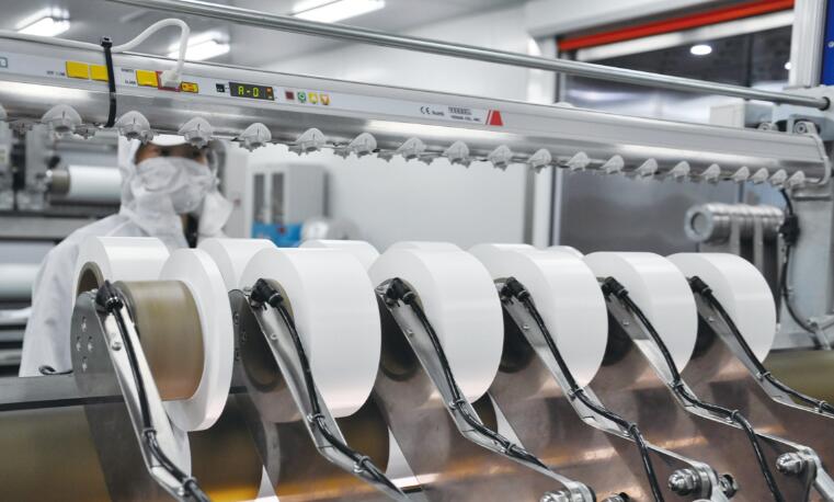 淺析隔膜的性能對鋰離子電池的影響